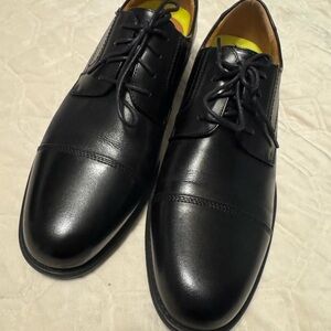 Men’s Florsheim Black Leather Oxford Shoes